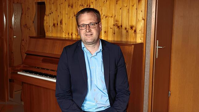 Der 42-jährige Hattinger Robin Schray tritt erstmals für den Immendinger Gemeinderat an und will Erfahrungen, die er auf ...