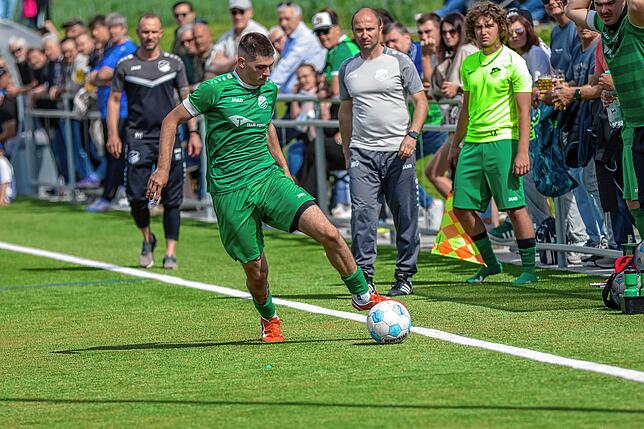 Bild 12: SV Rheintal und FC Erzingen trennen sich 2:2 – wir haben Fotos!