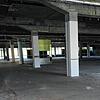 Mehr an eine Fabrikhalle als an ein ehemaliges Krankenhaus erinnert der momentane Zustand des Erdgeschosses im Gesundheitscampus. Die ...