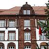 Auch wenn vor der Schule ein Weihnachtsbaum steht &ndash; Weihnachtsstimmung wird in der Robert-Gerwig-Schule angesichts der steigenden ...