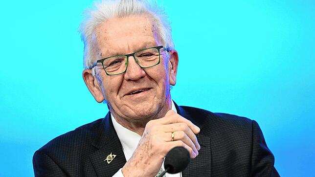 Baden-Württembergs Ministerpräsident Winfried Kretschmann: Eine neu entdeckte Bärtierchen-Art im Schwarzwald trägt nun seinen Namen.