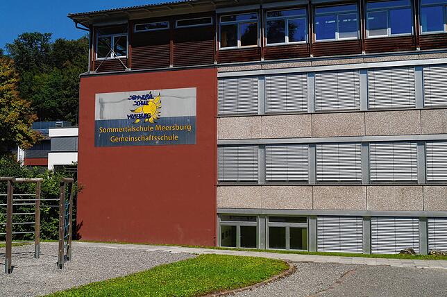 Die Energiekosten für die Sommertalschule sollen reduziert werden durch den Einsatz von sogenannten Energiesparfüchsen und durch ...