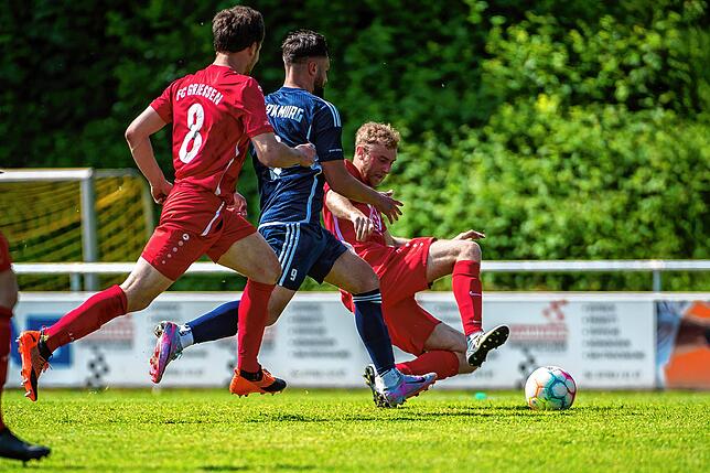 Bild 1: SV Blau-Weiß Murg gewinnt gegen den FC Grießen mit 3:1 &ndash; und wir haben Bilder!