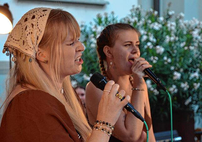 Bild 12: Five Senses rocken den Schlosshof in Markdorf – hier gibt es die schönsten Bilder
