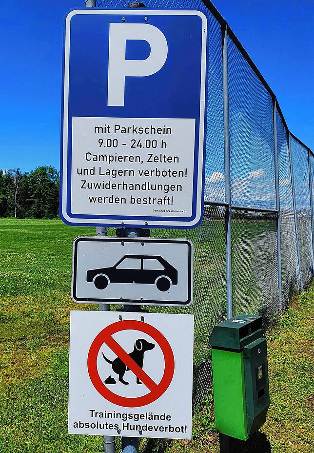 Kein Ausweichplatz für Wohnmobilisten, sollte der in direkter Nachbarschaft liegende Campingplatz in Kressbronn-Tunau voll belegt sein.