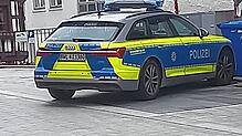 Die Polizei durchsucht am Mittwoch eine Wohnung am Kirchplatz in Pfullendorf.