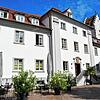 Damals war das Bischofschloss noch ein Hotel: Diese Aufnahme des historischen Wahrzeichens der Stadt Markdorf stammt vom Juli 2017. Ein ...