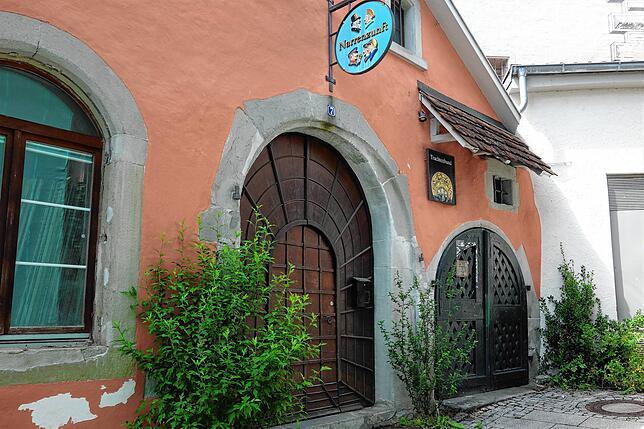 Vorderseite: So sieht das Tor von der Turmgasse aus. Hier haben nur Narren Zutritt.