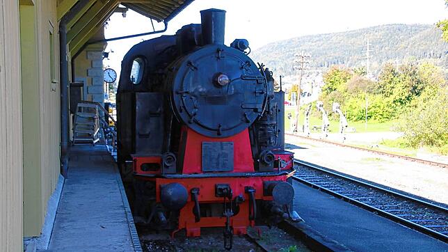 Sauschwänzlebahn fahren – das ist eines der Highlights für Ausflüge in und um Blumberg herum. Die historische Dampflok ist zwar im ...