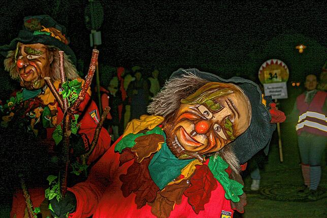 Bild 9: Sunnelöscherzunft feiert ihren 60. Geburtstag: Bilder vom großen Nachtumzug und der Geburtstagsparty