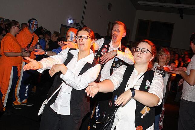 Bild 7: 14. WARM UP PARTY der Guggenmusik "Die Taktlosen" in  Sunthausen