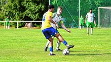 Aaron Mößner (grün-weißes Trikot) will mit der DJK Donaueschingen am Wochenende gegen den SC Konstanz-Wollmatingen punkten.