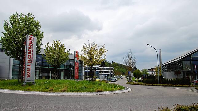 Der Kreisel im Zentrum des interkommunalen Gewerbegebiets Himmelreich: Die Stadt Stockach und die Gemeinde Bodman-Ludwigshafen haben ...