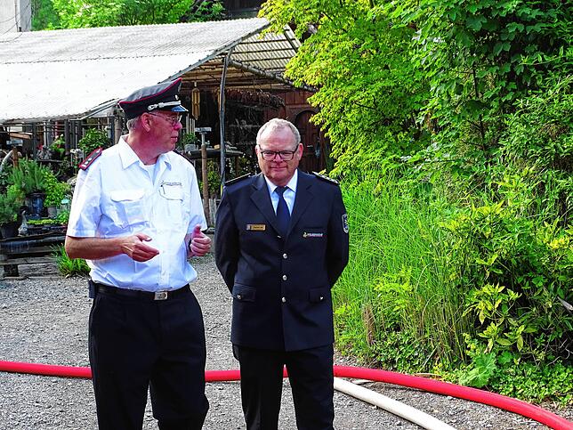 Bild 10: Heiligenberger Feuerwehr übt bei der Hofstetter Mühle