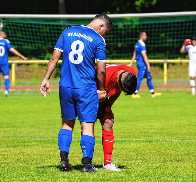 Bild 22: FC 08 Bad Säckingen zieht mit 11:0 gegen SV Albbruck in die Relegation ein &ndash; und wir haben Bilder!