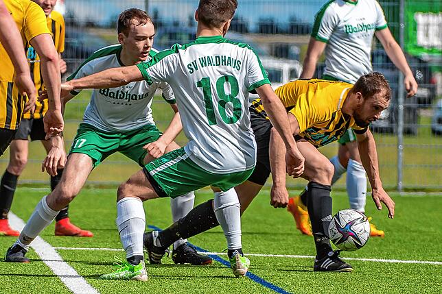 Bild 34: SV Nöggenschwiel gewinnt Derby beim SV Waldhaus mit 2:1 &ndash; und wir haben Bilder!