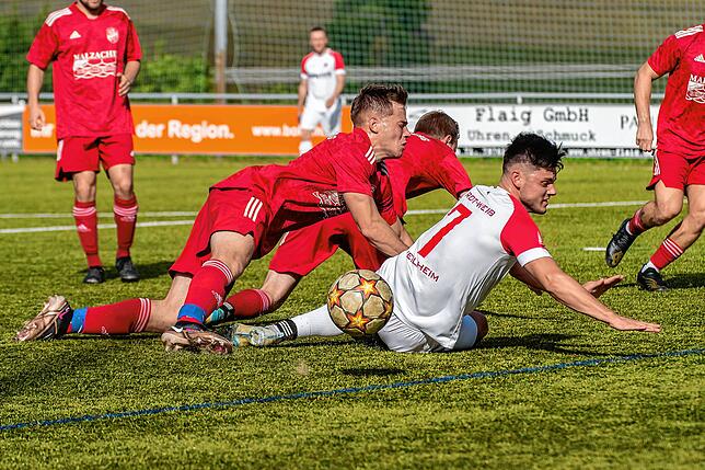 Bild 11: SG Weilheim/Gurtweil gewinnt gegen Aufsteiger FC Dachsberg mit 2:0 &ndash; und wir haben Bilder!