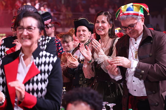 Bild 2: Julia Klöckner fordert Revolution gegen das Stockacher Narrengericht – Die Bilder-Highlights des Abends!