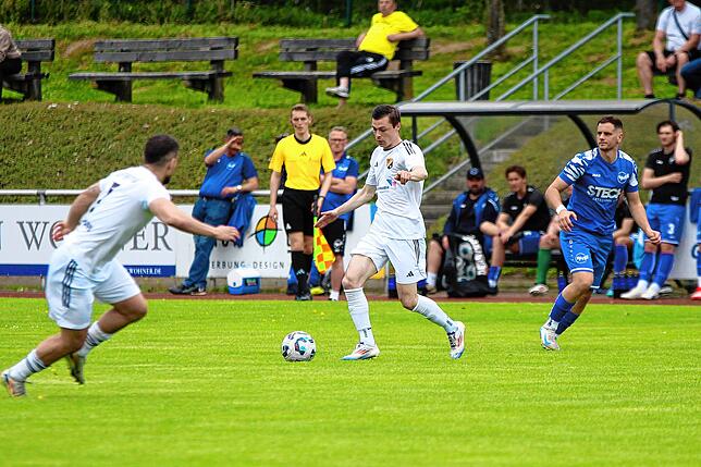 Bild 23: SV 08 Laufenburg siegt 2:1 gegen Spvgg Gundelfingen/Wildtal – und wir haben Fotos!