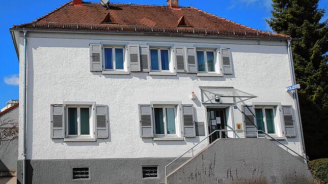 Die Polizei hat ihr Revier in Gottmadingen wieder zurück: Der Schimmel in dem Gebäude ist beseitigt und die Polizeiposten seit Kurzem ...