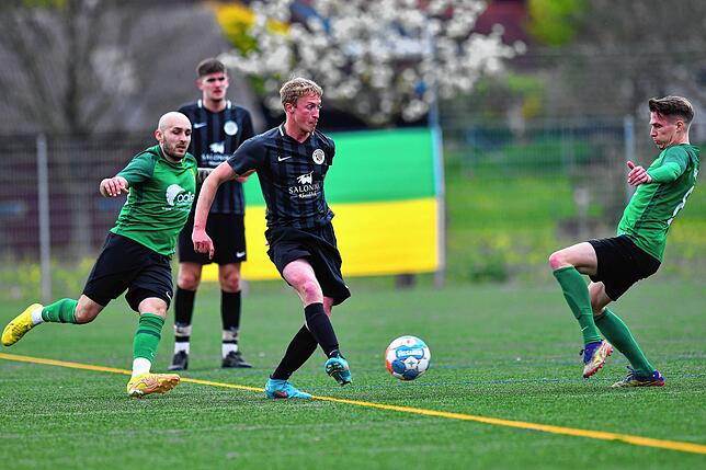 Bild 35: SV Herten trennt sich vom FC Hochrhein mit 3:3 &ndash; und wir haben Bilder!