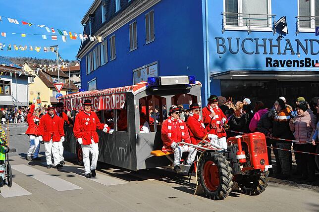 Bild 23: Fasnetssunntig-Umzug: Historische Narrenzunft Markdorf zieht alle an
