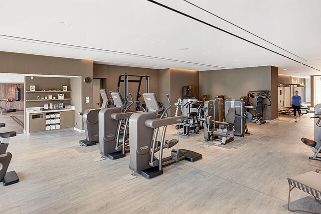 Bild 32: Das Ende der Großbaustelle: So sieht das Golf- und Wellness-Hotel Öschberghof nun aus