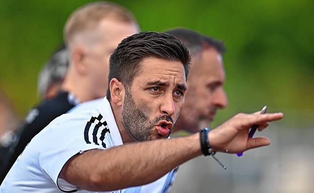 Forderung: „Nach zwei Spieltagen in Folge ohne Punktgewinn ist ein Sieg auf jeden Fall Pflicht“, lautet auch die unmissverständliche ...