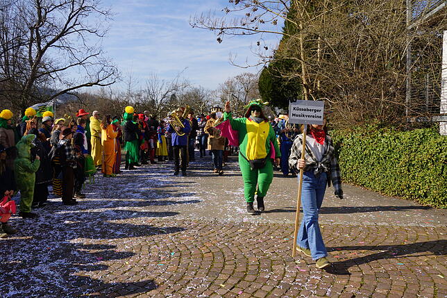 Bild 32: 43. Küssaberger Narrentreffen: Märchenhafte Fasnacht in Rheinheim