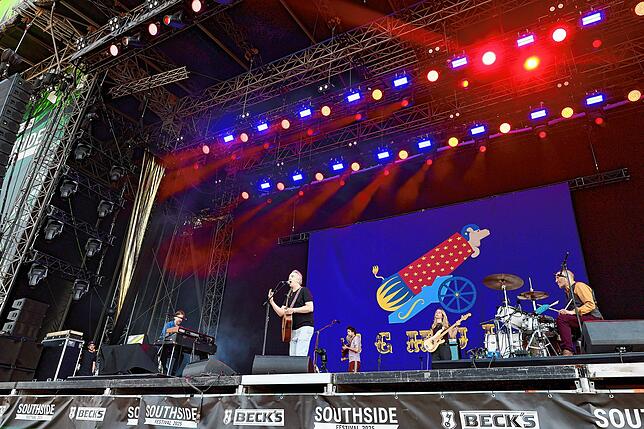 Bild 16: Olli Schulz & Band auf dem Southside Festival: Sehen Sie hier die Bilder