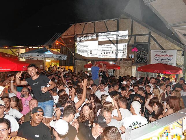 Bild 28: So schön war es auf dem Scheunenfest in Schlatt am Randen