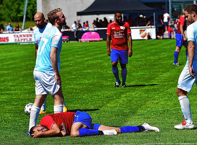 Bild 23: SG Höchenschwand/Häusern steigt nach 4:0 gegen FC Erzingen II auf &ndash; und wir haben Bilder!