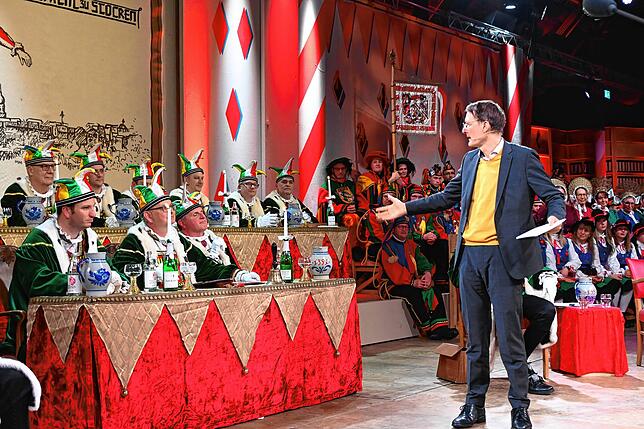 Bild 15: Karl Lauterbach vor dem Narrengericht Stockach: Die besten Bilder