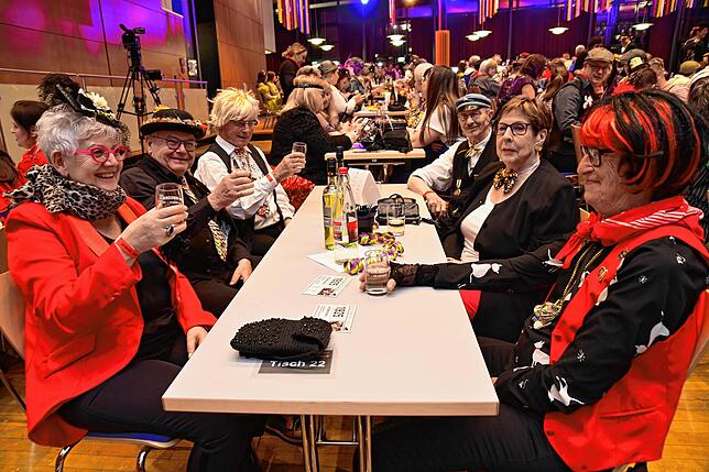 Bild 35: Von wegen Samtpfoten – Katzenmusik fährt auf ihrer Zeitreise auch mal die Krallen aus