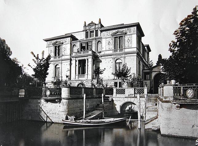 Von dieser alten Villa Rosenau hat das Parkwohnstift seinen Namen. Die Villa stand damals am Bodensee-Ufer unweit des heutigen ...