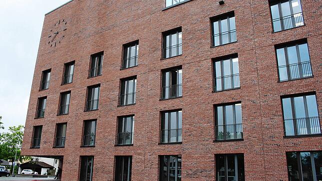 Das neue Salemer Rathaus kostete 12&nbsp;Millionen Euro. Das Gebäude konnte ohne Kreditaufnahme finanziert werden.