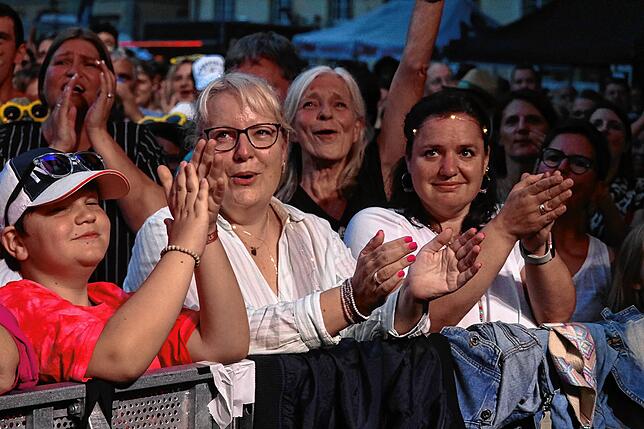 Bild 17: Pur begeistert 5000 Besucher im Schlossgarten (Teil 2)