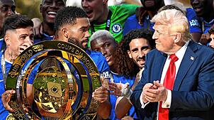 Bild : Chelsea und Supermann Palmer entzaubern Paris