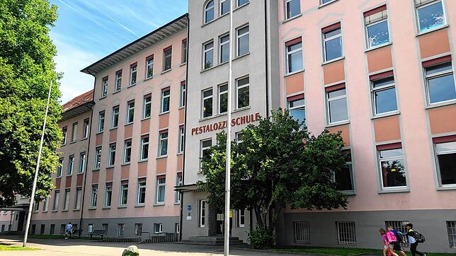 Unklare Kommunikation: Am Sonntagabend kursierte unter Lehrern die Nachricht, dass die Schule am Montag geschlossen sei. Tatsächlich war ...