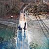 Der neue Steg am Fuß der Marienschlucht. Er ist breiter als der alte und hat an beiden Seiten Geländer. Bild: Vladimir Deinis