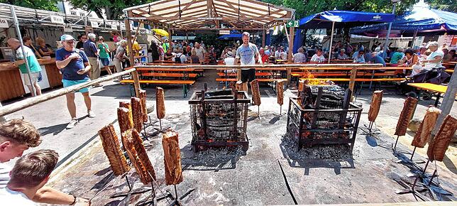 Immer ein Renner: Der Grillkasseler der Hödinger Vereine.