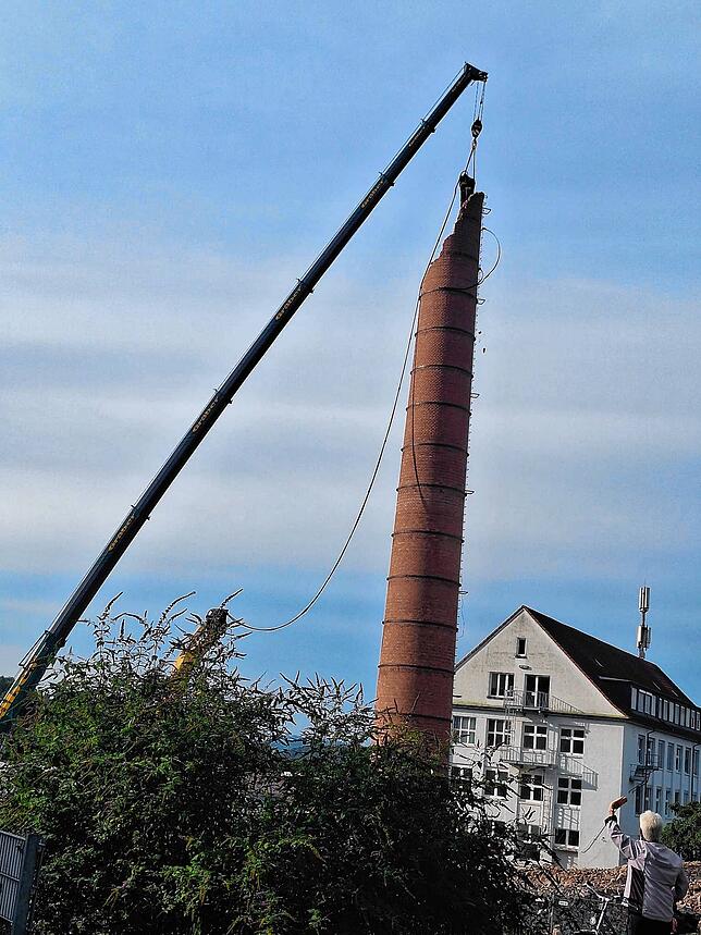 Bild 9: Wehra-Areal in Wehr: So verschwindet der Schornstein