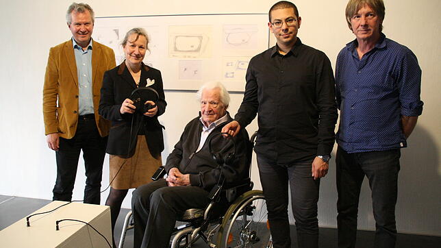 Christoph Rehmann-Sutter, Museums-Geschäftsführerin Ute Gottschall, Erwin Rehmann, Kurator Tyrone Richards und Daniel Waldner (von ...