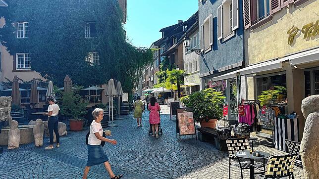 Die Hauptschlagader der Bad Säckinger Altstadt: Die Rheinbrückstraße. Mit dem Ausbau des Nahwärmenetzes droht hier im kommenden Jahr ...
