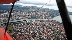 (Archivbild) Aus der Vogelperspektive: Beim Blick auf Konstanz fällt auf, dass auch in dieser Stadt politisch einige Trennlinien ...