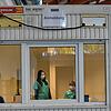 Das Corona Testzentrum in der Friedrichshafener Messehalle hat seine Arbeit aufgenommen.