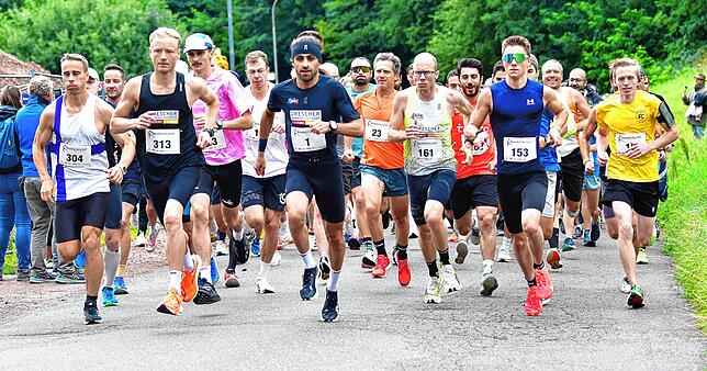 Bild 9: Omar Tareq und Michaela Gertis gewinnen den 34. Wehratallauf – und wir haben Fotos!