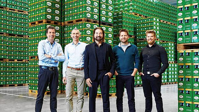 Ein solides Geschäftsjahr liegt hinter (von links) Thomas Witt (Vertriebsleiter), Jürgen Berthold (Kaufmännischer Leiter), Dieter Schmid ...