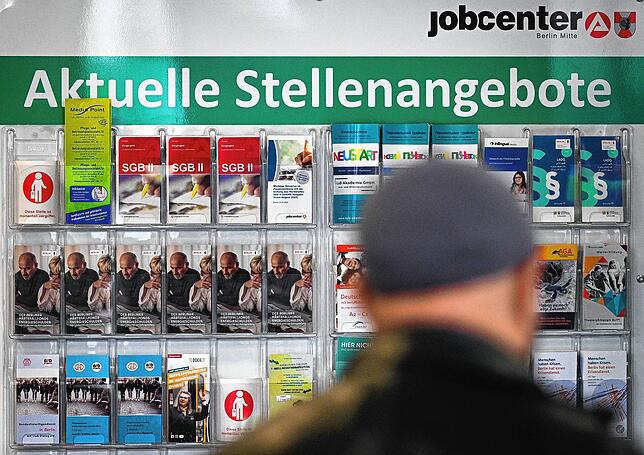 Die Arbeitslosigkeit in der Region ist derzeit nicht besorgniserregend, allerdings trüben sich die Vorzeichen ein. Es gibt mehr offene ...