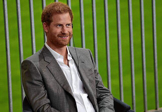 Der britische Prinz Harry, Herzog von Sussex, hat es zwar nicht nötig, Werbung für sein Buch zu machen – aber schön wär‘s schon.